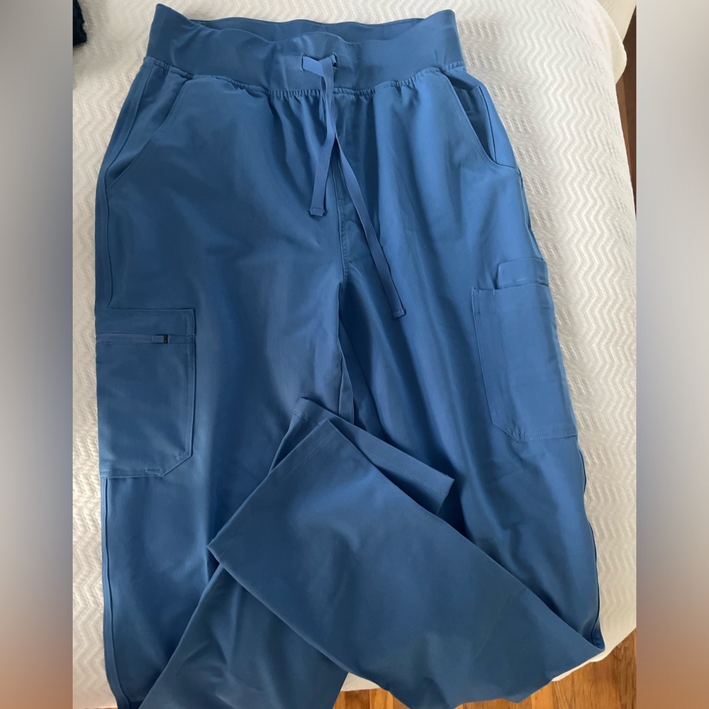 Never worn American tall xlong scrub pants